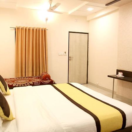 Oyo Rooms Railway Station Abu Road Bagian luar foto